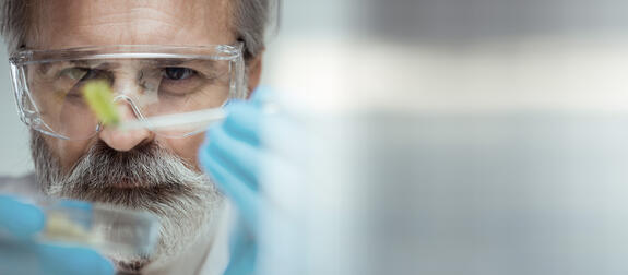 Nehmen Sie Kontakt mit unseren JRS-Experten für die Anwendung von Düngemitteln auf!